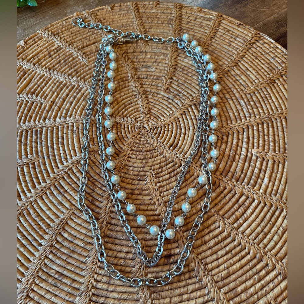 Elegant Silver and Pearl 3 Strand Chain Belt